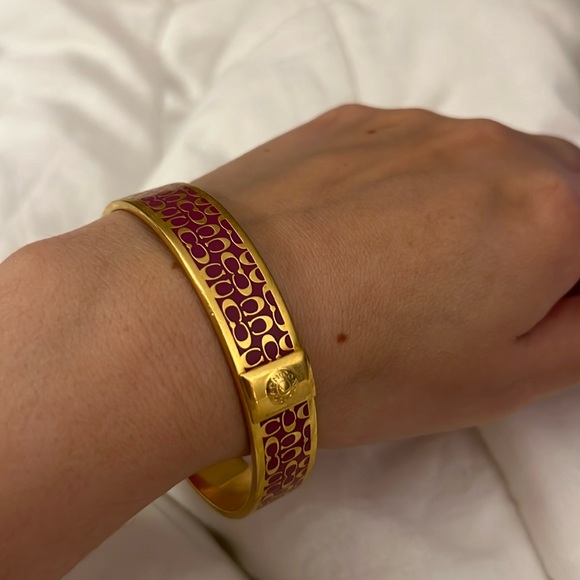Coach bangle bracelet - Picture 1 of 3